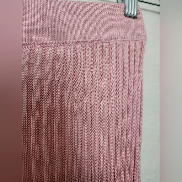 Callahan Wide Ribbed Lightweight Knit Set - Picture 12 of 12